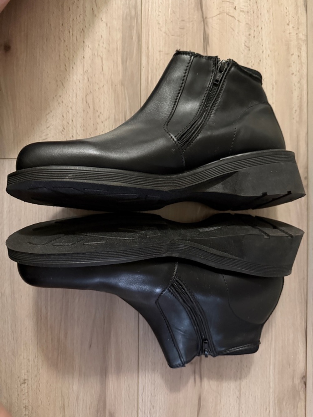 Vintage Doc Marten boots - Picture 5 of 6